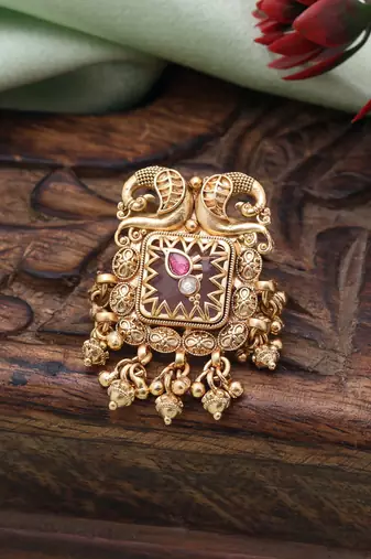 Pink color matte gold rings