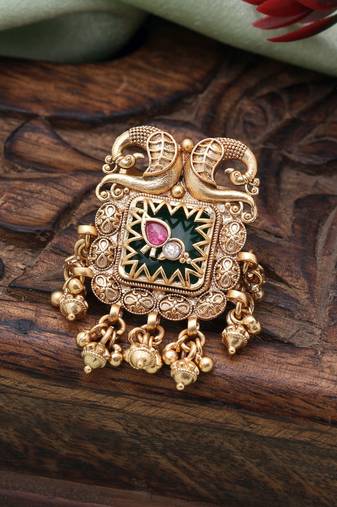 Green color matte gold rings