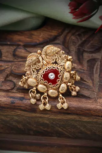 Red color matte gold rings