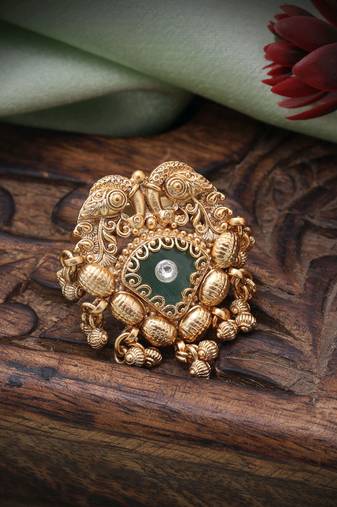 Pista green color matte gold rings