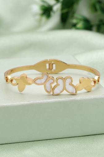 Gold color anti tarnish bracelet