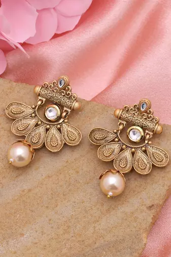 White color matte gold earrings