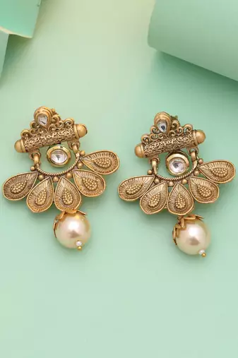 White color matte gold earrings