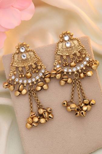 White color matte gold earrings