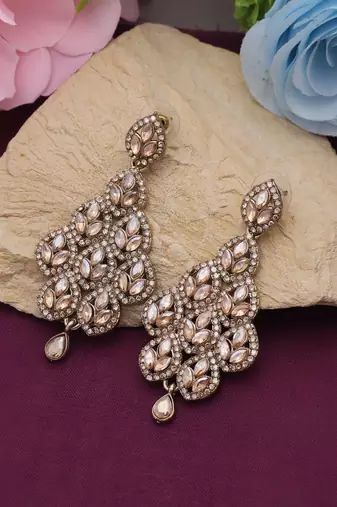 Gold color antique earrings