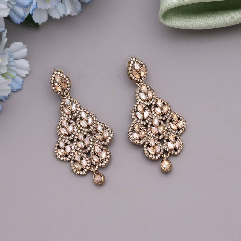 Gold color antique earrings