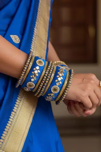 Blue color 1 set of thread bangle