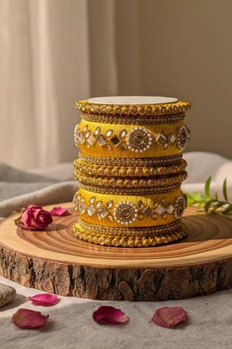 Yellow color 1 set of thread bangle
