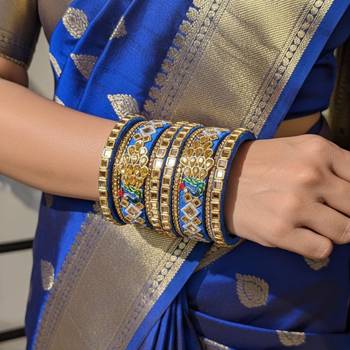 Blue color 1 set of thread bangle 2