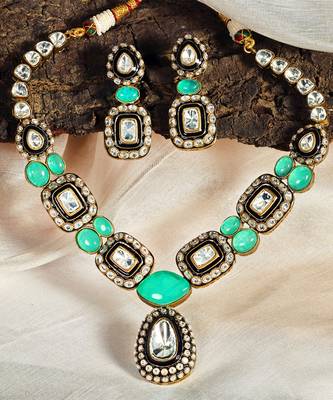 Gold plated kundan green stones necklace set 2
