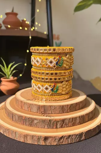 Yellow color 1 set of thread bangle
