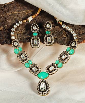 Gold plated kundan green stones necklace set 3