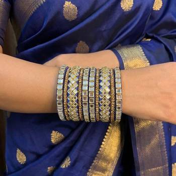 Blue color 1 set of thread bangle 2
