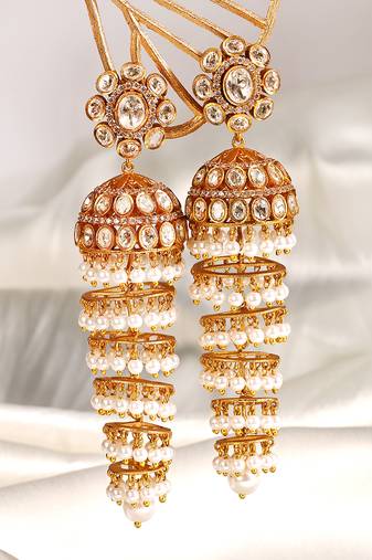 Gold plated kundan jhumka earrings