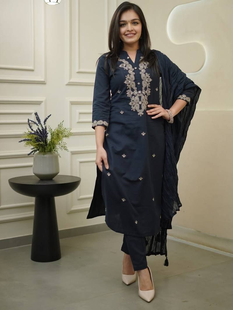 Women Embroidered Straight Kurta Suit Set