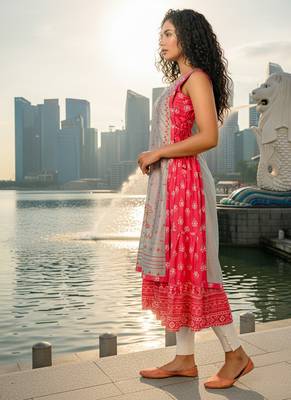 Rani pink  cotton inner with chanderi layered jacket kurti set 2