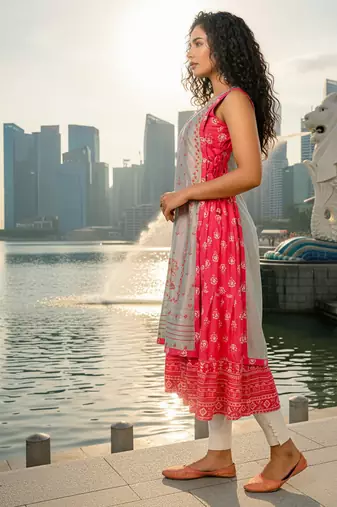 Rani pink  cotton inner with chanderi layered jacket kurti set