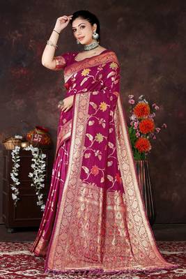 Magenta Dola Silk Saree with Traditional Zari & Multicolor Thread Work by Maharanga 2