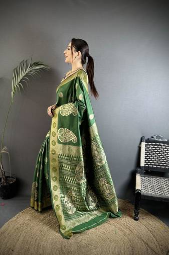 soft art silk green  paisley banarasi