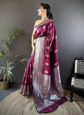soft Art silk  magenta  floral motifs banarasi 1