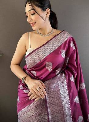soft Art silk  magenta  floral motifs banarasi 3