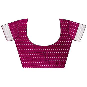 soft Art silk  magenta  floral motifs banarasi 4