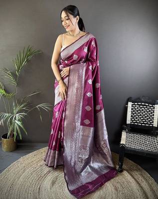 soft Art silk  magenta  floral motifs banarasi 5