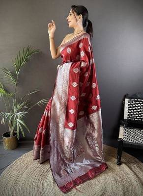soft Art silk maroon  floral motifs banarasi 1