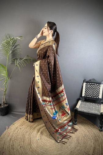 soft lichi art silk brown peacock & floral motifs kanchipuram saree