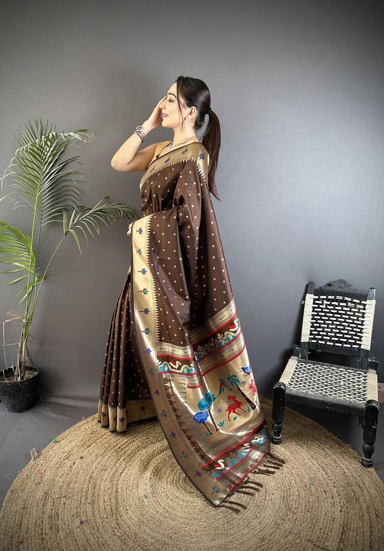 soft lichi art silk brown peacock & floral motifs kanchipuram saree