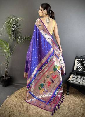 soft lichi Art silk purple peacock & floral motifs kanchipuram saree 3