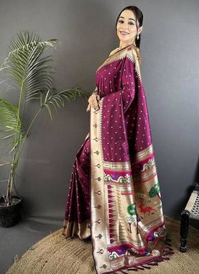 soft lichi Art silk wine peacock & floral motifs kanchipuram saree 1