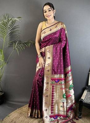 soft lichi Art silk wine peacock & floral motifs kanchipuram saree 5