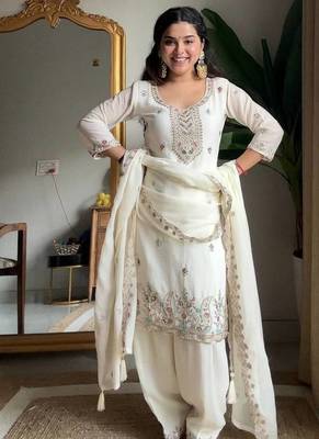 White Chinon Embroidered Salwaar Suit 3