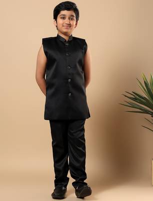 Boys black satin wavy embroidered sequined sherwani & trouser set with shrug and necklace 5