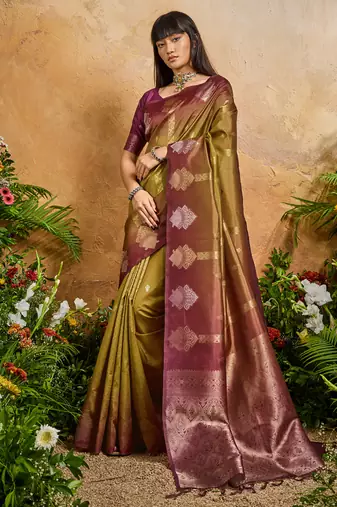 mehndi handloom weaving paper silk blend tradional wear saree
