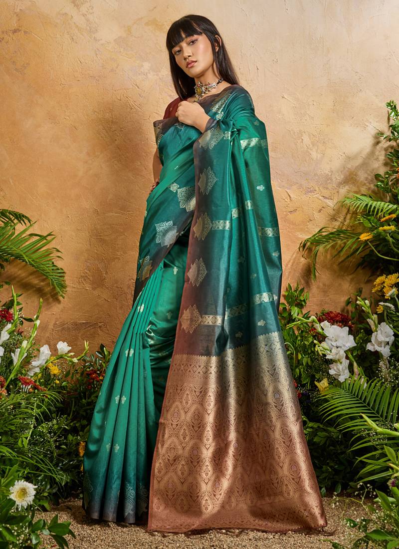 peacock green handloom weaving paper silk blend tradional wear saree