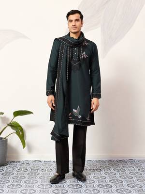 GREEN VISCOSE SILK THREAD & SEQUINS EMBROIDERED WORK FUNCTION FESTIVAL MARRIAGE PARTY WEAR STRAIGHT KURTA DUPATTA 1