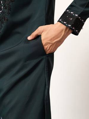 GREEN VISCOSE SILK THREAD & SEQUINS EMBROIDERED WORK FUNCTION FESTIVAL MARRIAGE PARTY WEAR STRAIGHT KURTA DUPATTA 5