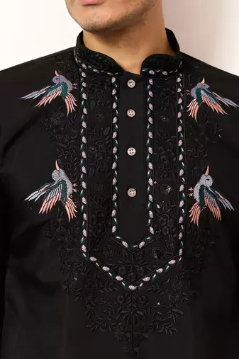 BLACK VISCOSE SILK THREAD & SEQUINS EMBROIDERED WORK FUNCTION FESTIVAL MARRIAGE PARTY WEAR STRAIGHT KURTA DUPATTA