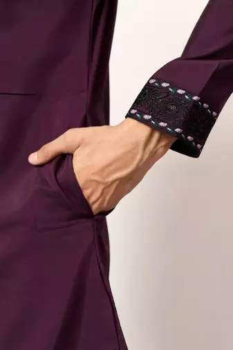 PURPLE VISCOSE SILK THREAD & SEQUINS EMBROIDERED WORK FUNCTION FESTIVAL MARRIAGE PARTY WEAR STRAIGHT KURTA DUPATTA