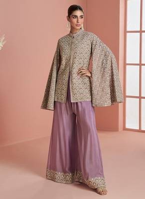 Women mauve & gold printed cape style kurta with flared palazzo pants 3