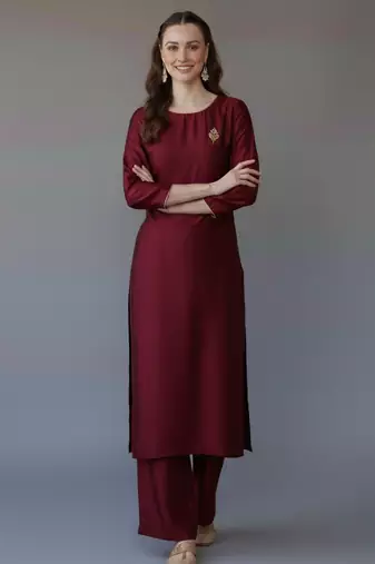 Maroon embroidered rayon kurta set