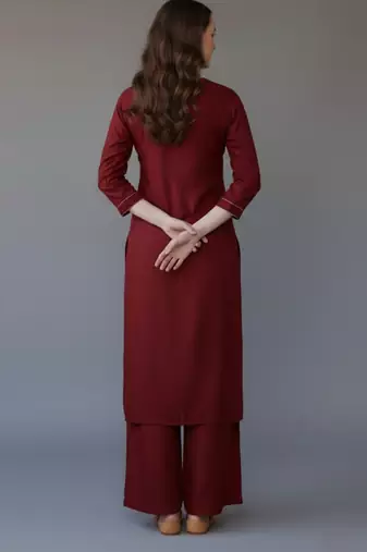 Maroon embroidered rayon kurta set