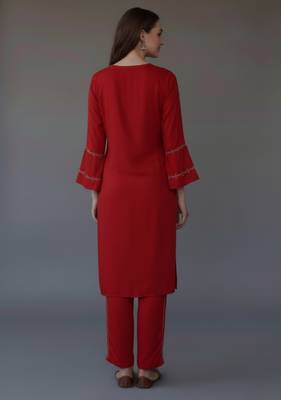 Red embroidered rayon kurta set 2
