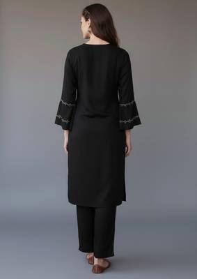 Black embroidered rayon kurta set 2