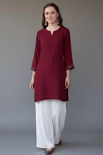 Maroon embroidered rayon kurta set