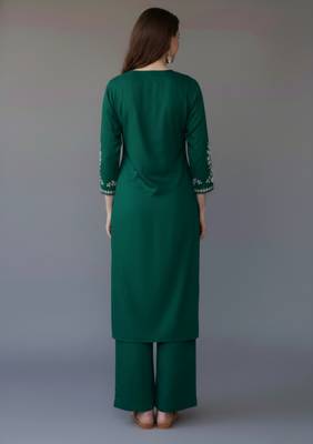 Green embroidered rayon kurta set 2