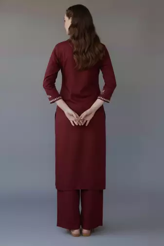 Maroon embroidered rayon kurta set