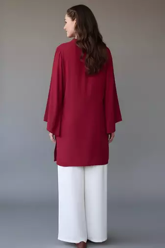 Maroon embroidered rayon kurta set